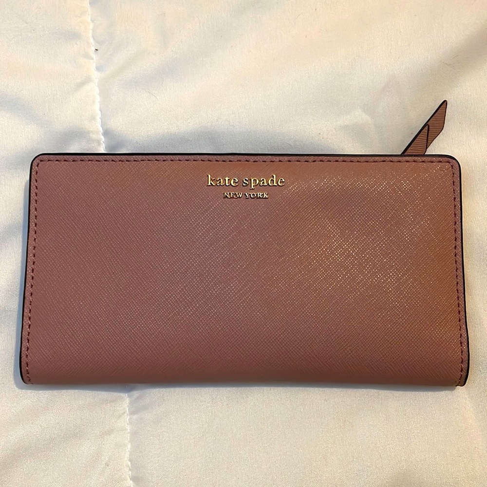 NWOT Kate Spade bifold wallet